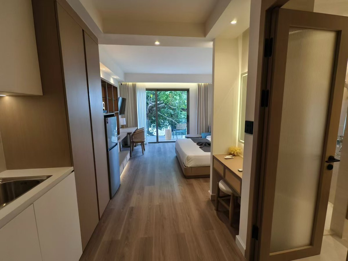 Anava — landscaped pool walkway
